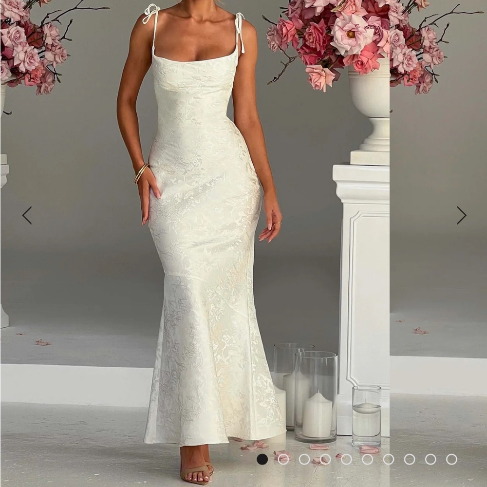 White maxi dress NWT